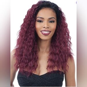 Wavy Burgundy Synthetic Wig for Women - Natural-Looking Volume